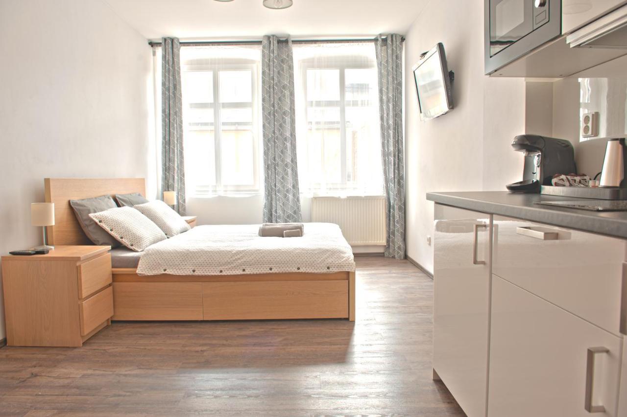 R&J Apartmany Broumov Exterior photo