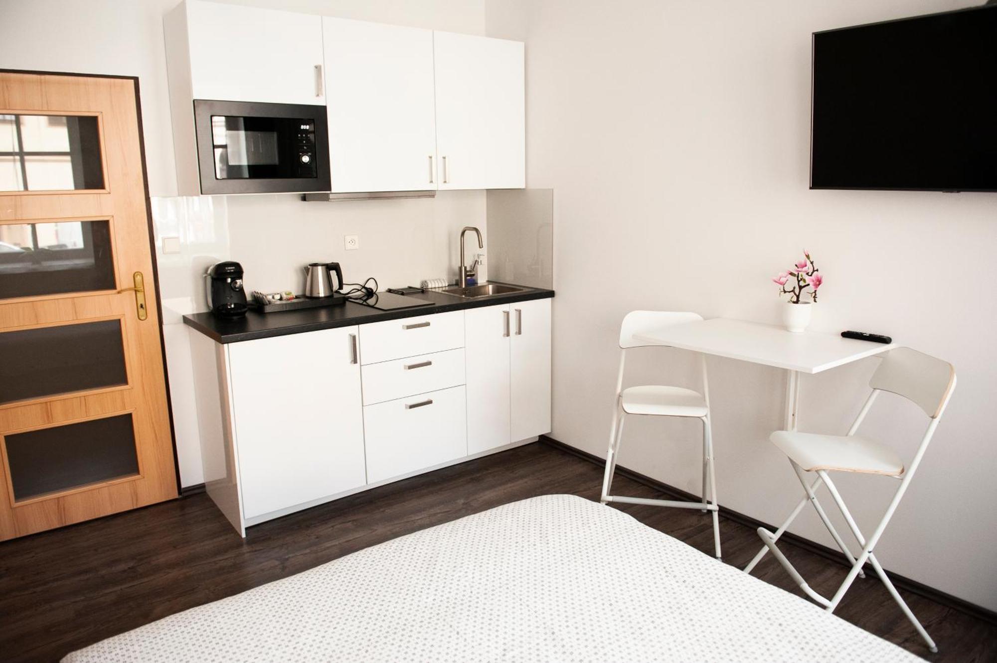 R&J Apartmany Broumov Room photo